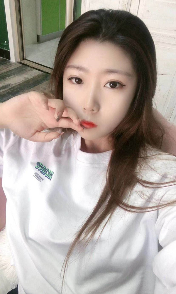 模特糖糖今年19岁