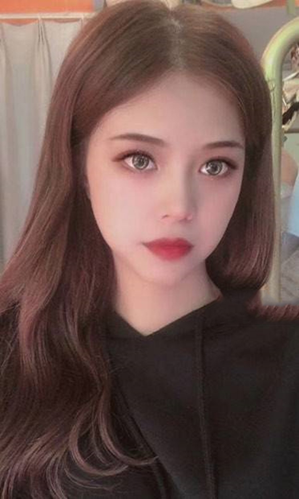 学生广州小蛮腰