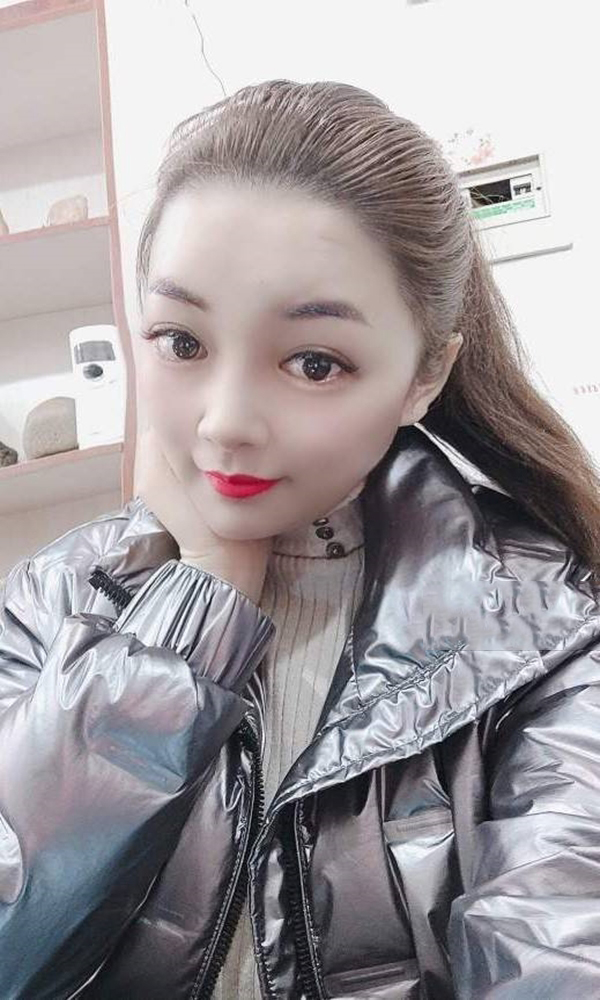 模特美丽邂逅¥