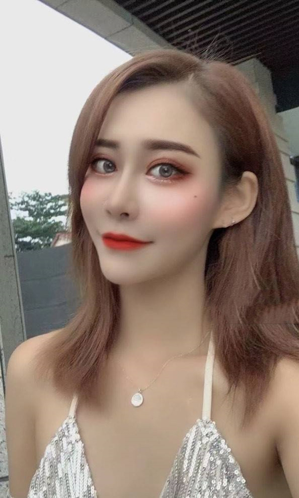 模特爱你哦甜甜123