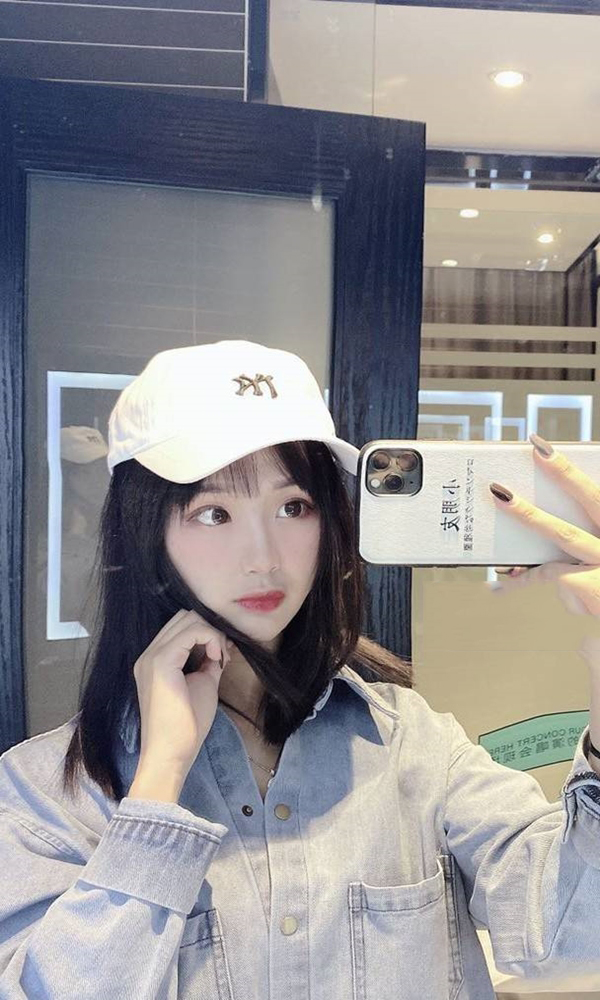 学生落寞的发卡