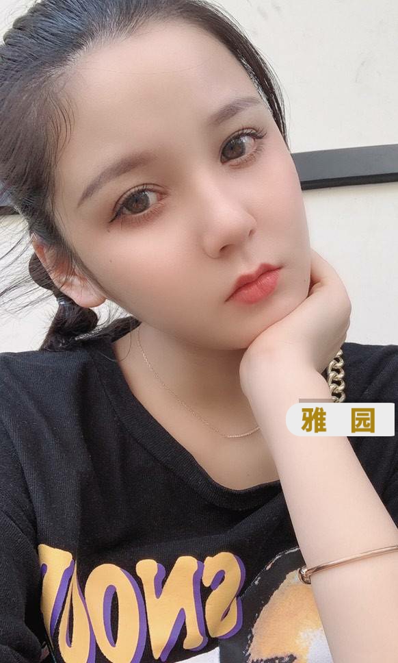 模特细腻的花生