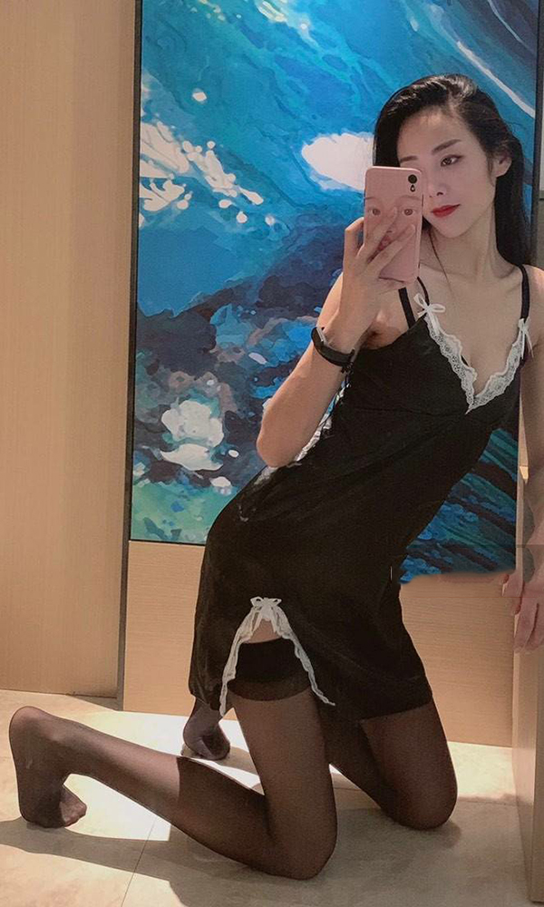 模特小施妹