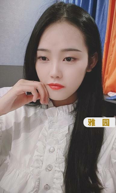 学生希希小仙女