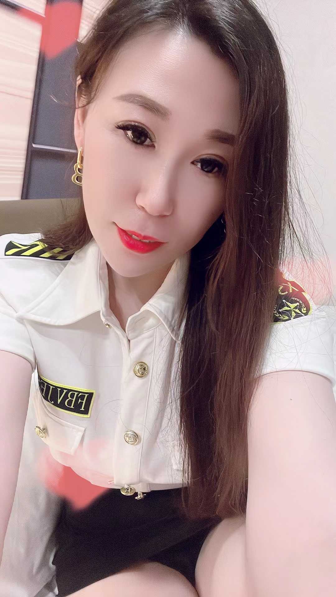 制服很多体验感满满