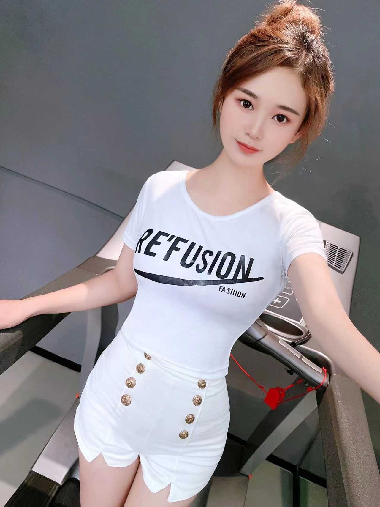 乖巧温柔,会配合,不催人