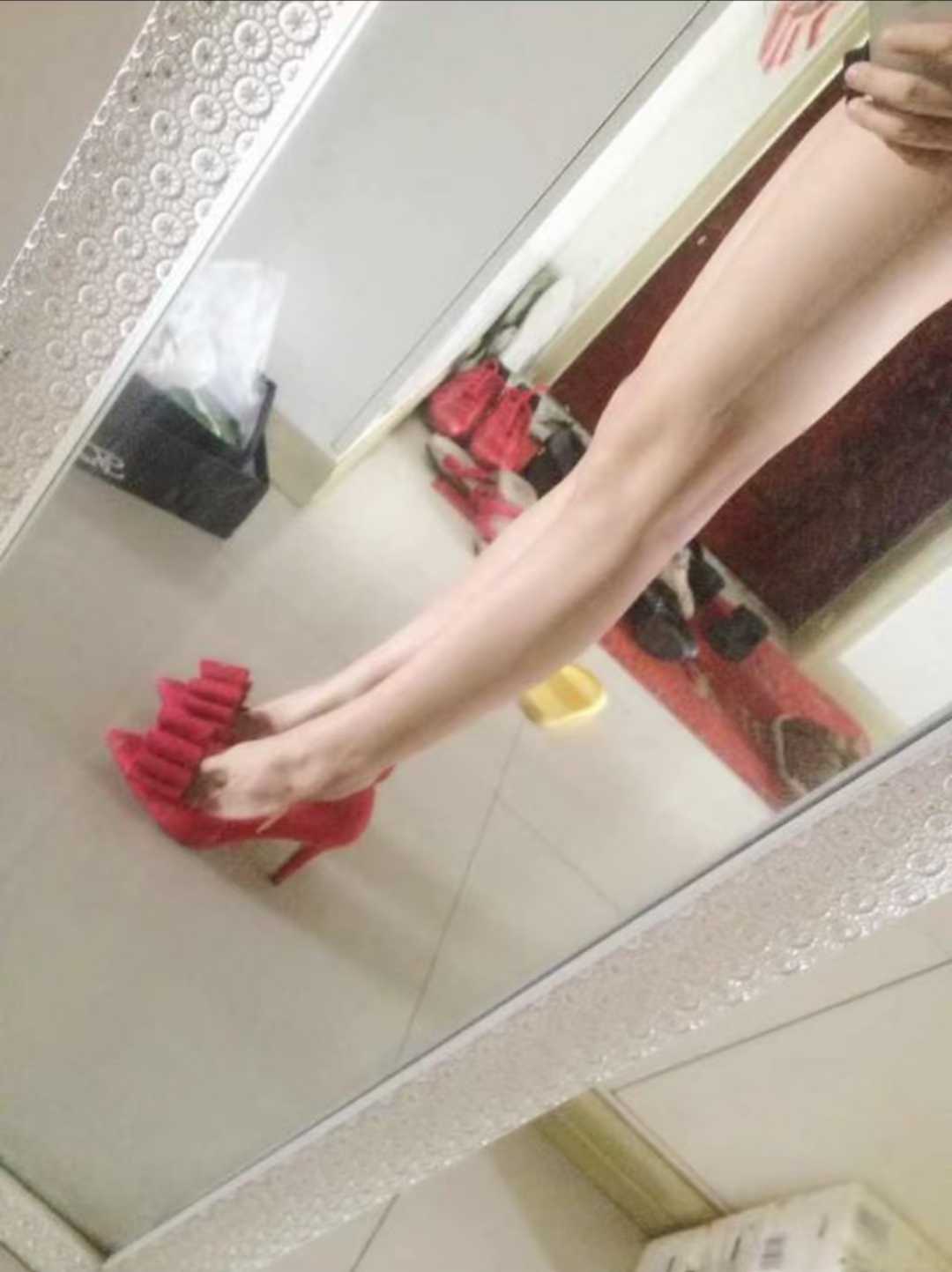 莲湖区个人白虎丝足妹