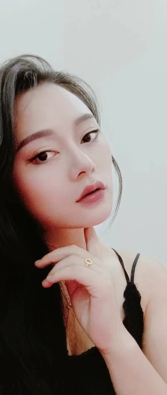 很有气质的小御姐