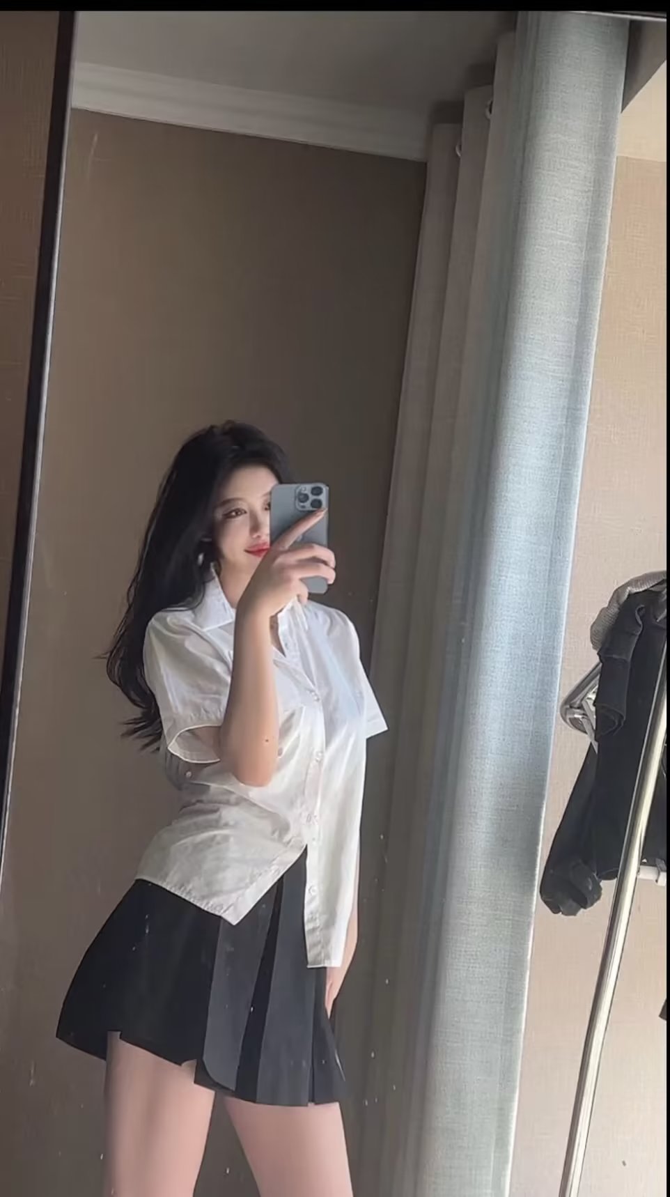 美妞，技术达人，身材火辣，任意姿势蹂躏