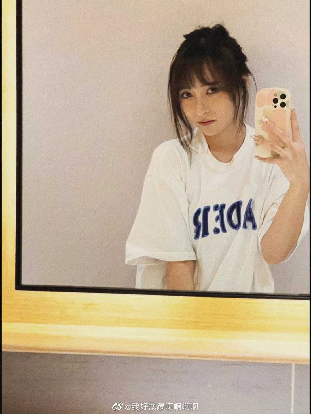 年轻美丽，各种姿势配合你，听话