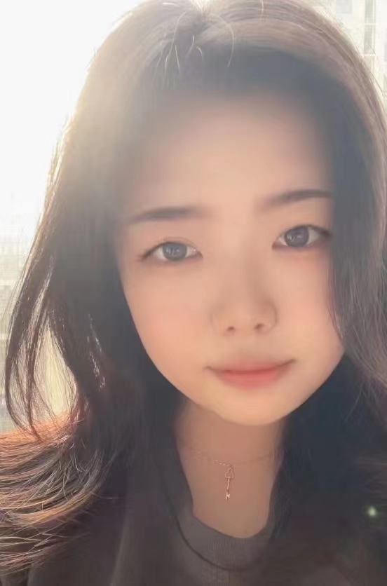 超级年轻，很润妹妹