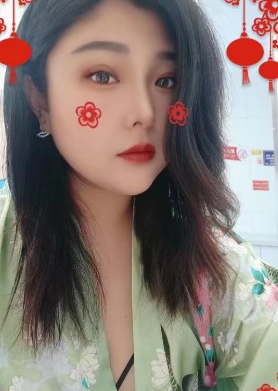 大胸有气质少妇