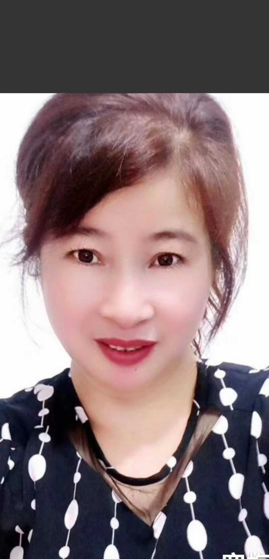 熟女寒梅风sao熟女胸大皮肤白