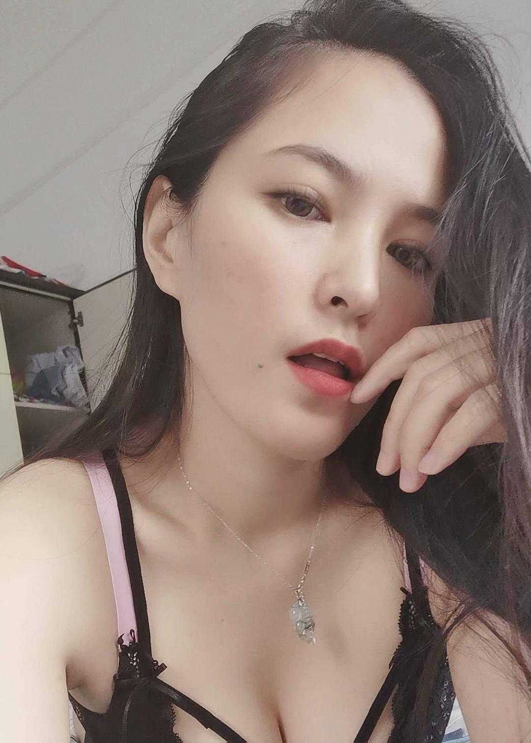 风Sao熟女腿控可去风韵犹存