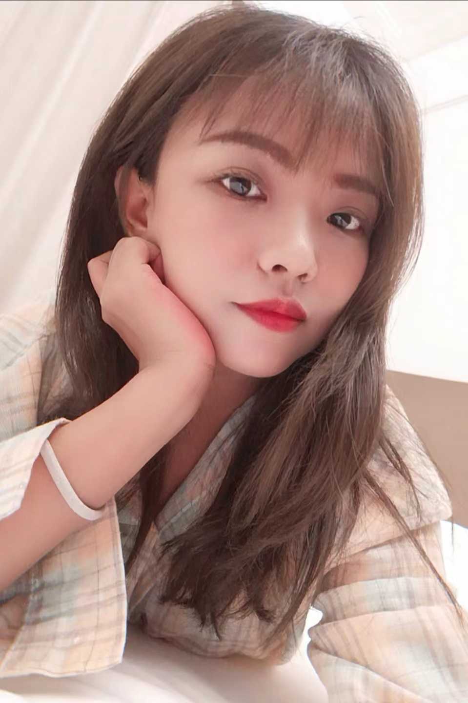 风Sao眼镜妹儿，服务相当到位