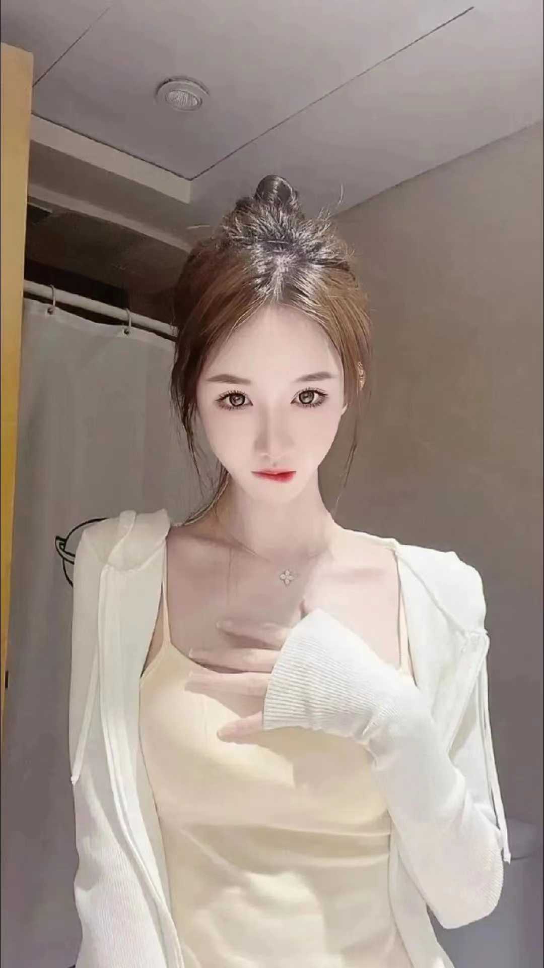 颜值很赞身材很棒的小姐姐