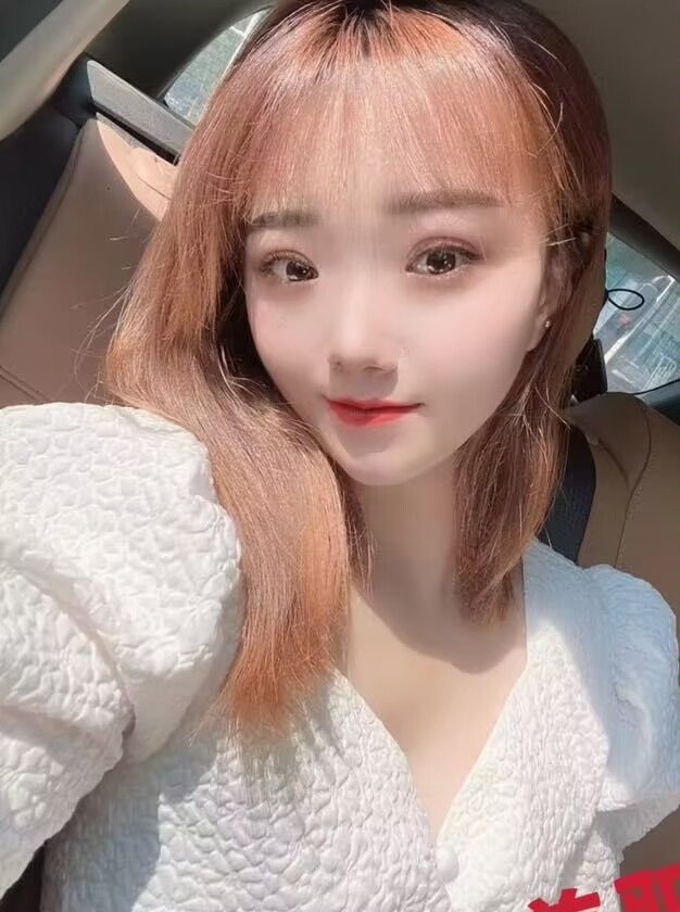 成都短期兼职白小纯