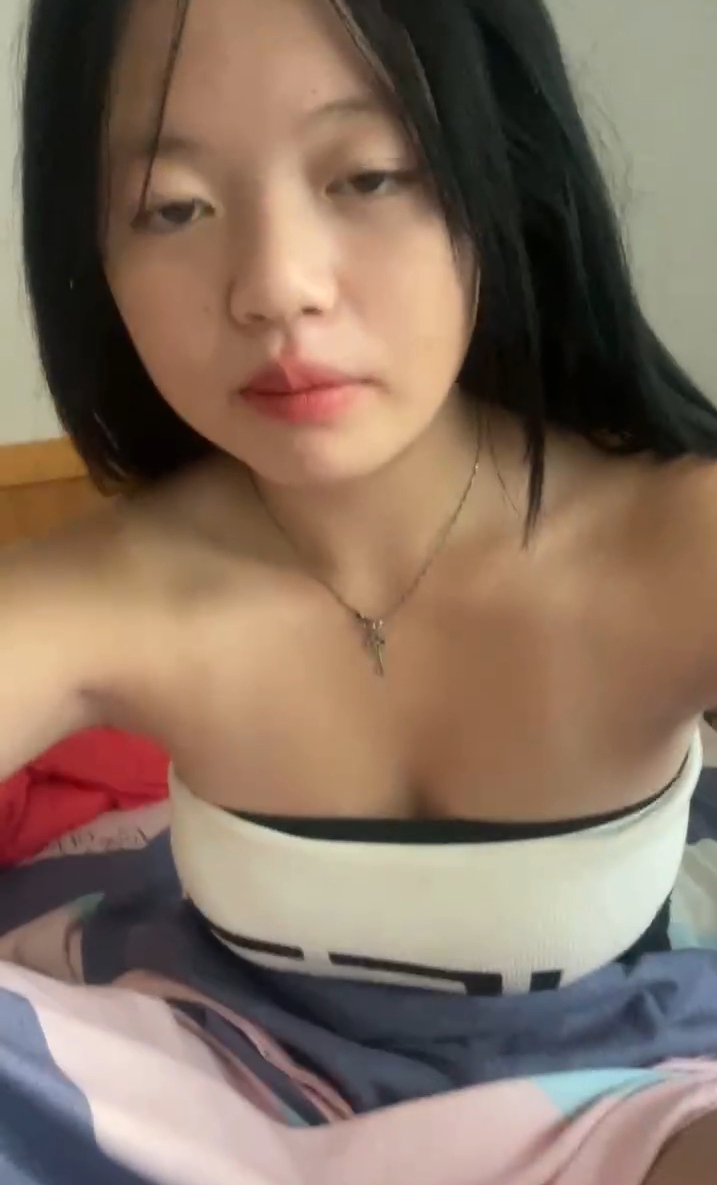 服务拉满的少女