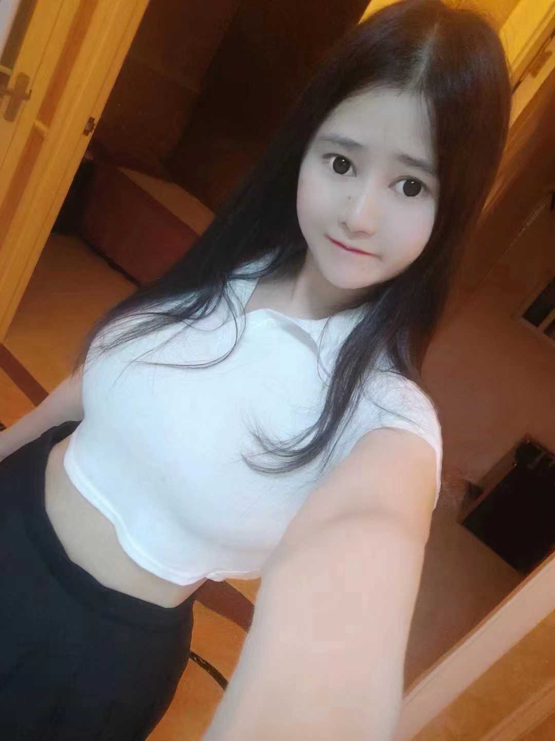 丰满大胸妹妹，服务可以