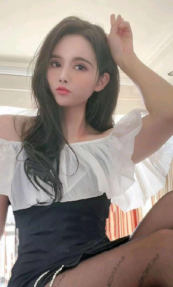 性感黑丝小野猫