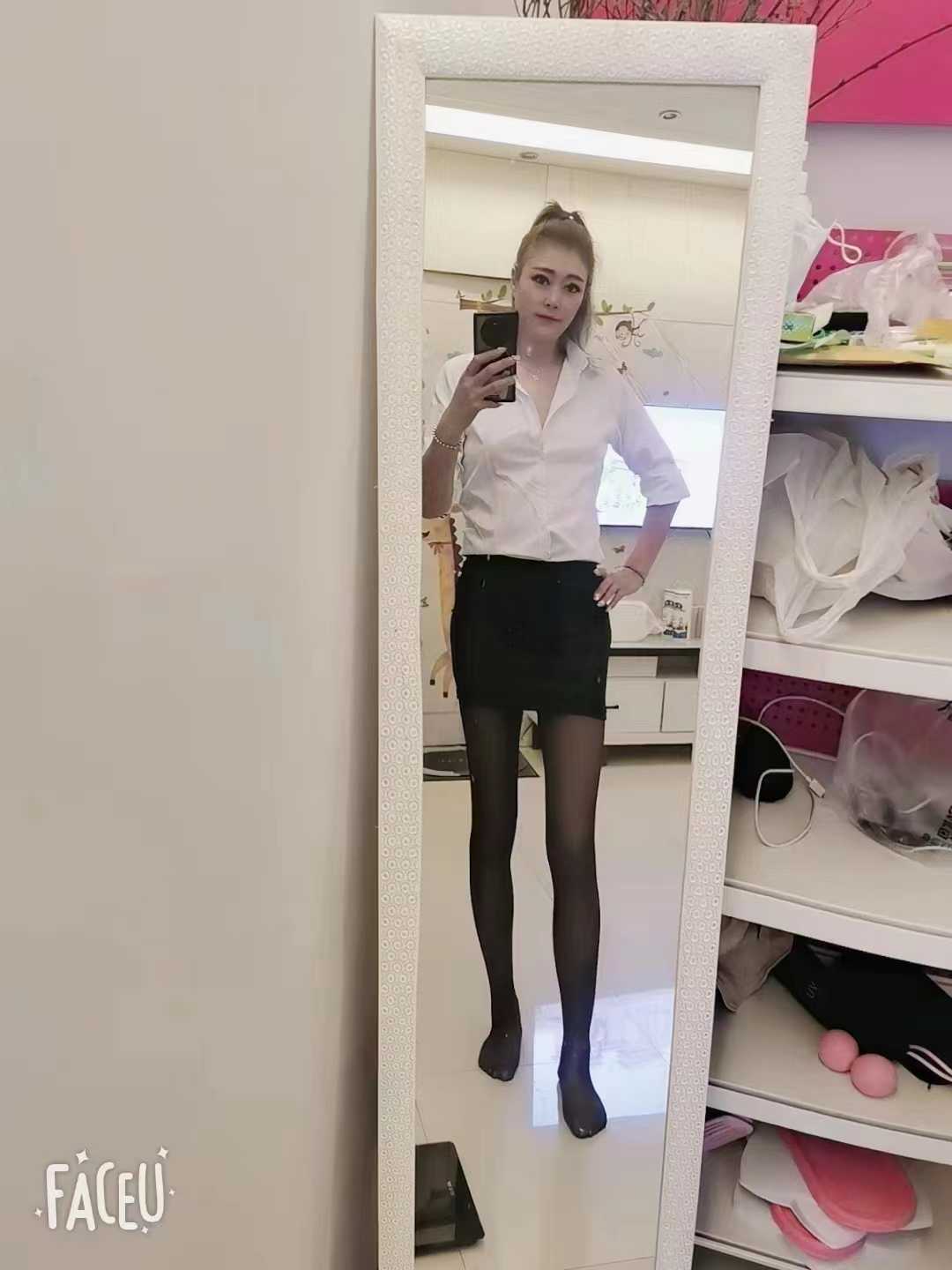 服务温柔，性感火辣