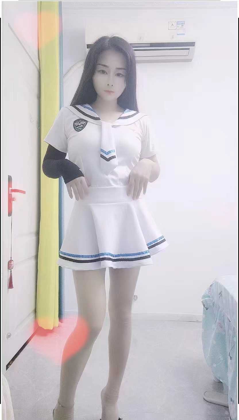 成熟妩媚，服务认真细致