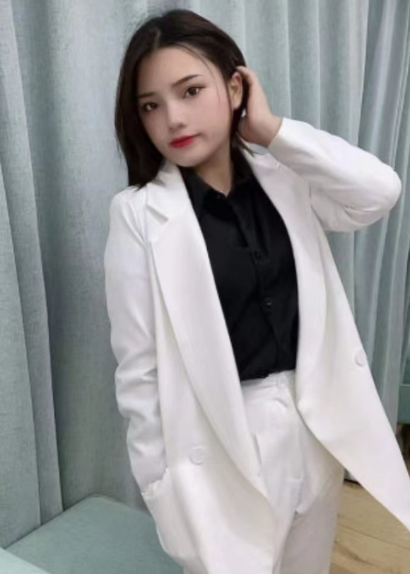 单身大胸兼职少妇