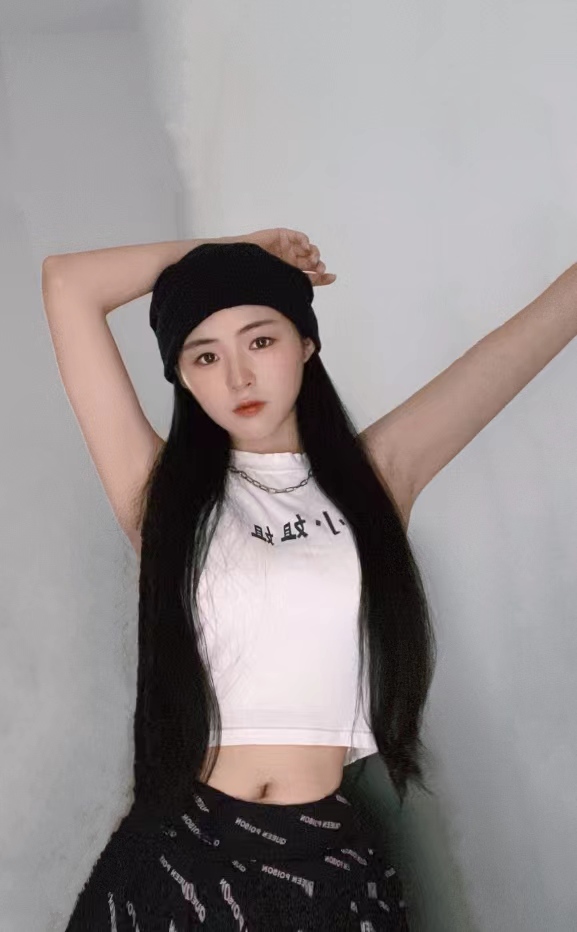 值得一去的年轻妹子