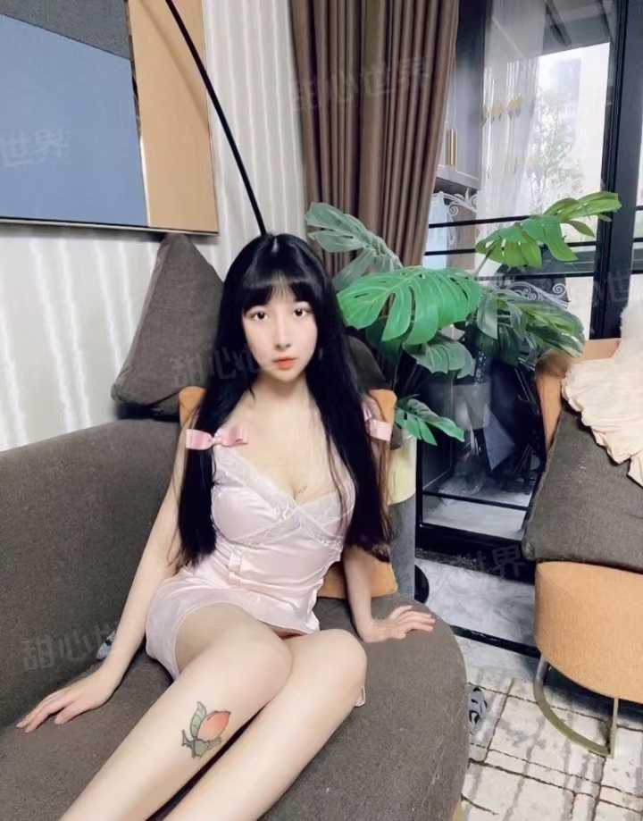 年轻小姐姐的极致泻货体验