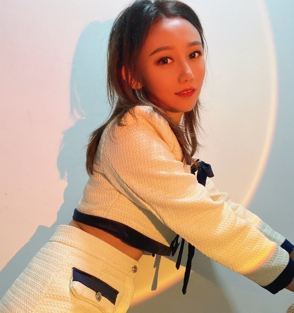 漂亮的御姐范小姐姐