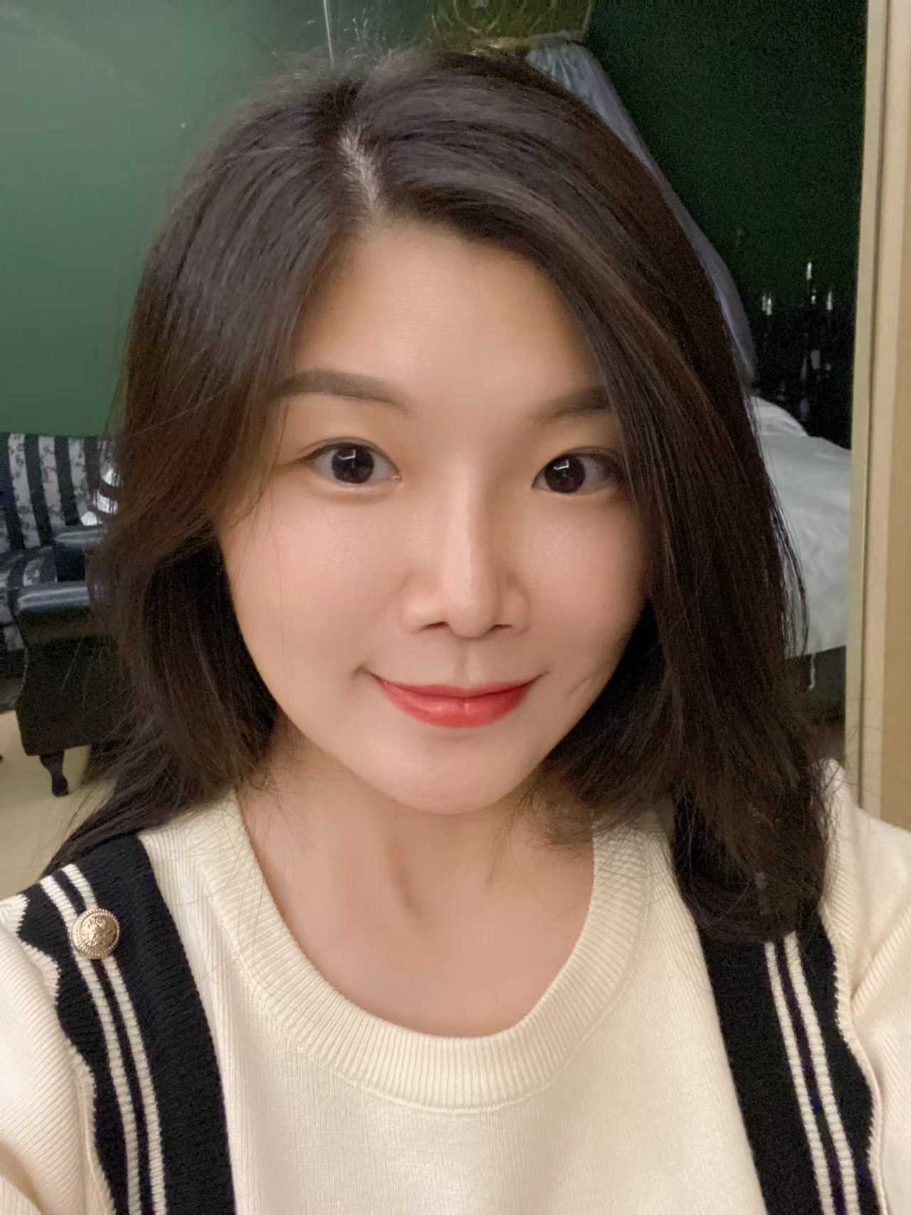 看着很有欲望的妹子