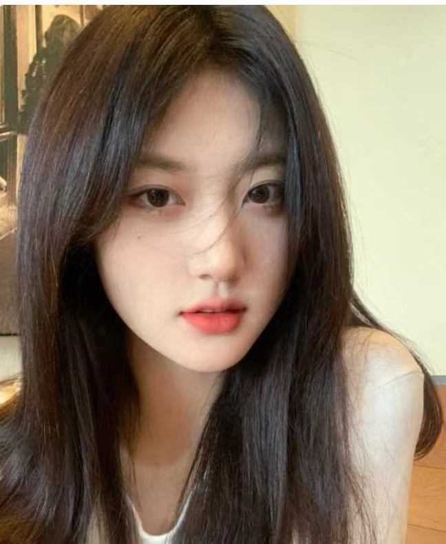 刚下海的甜美妹子