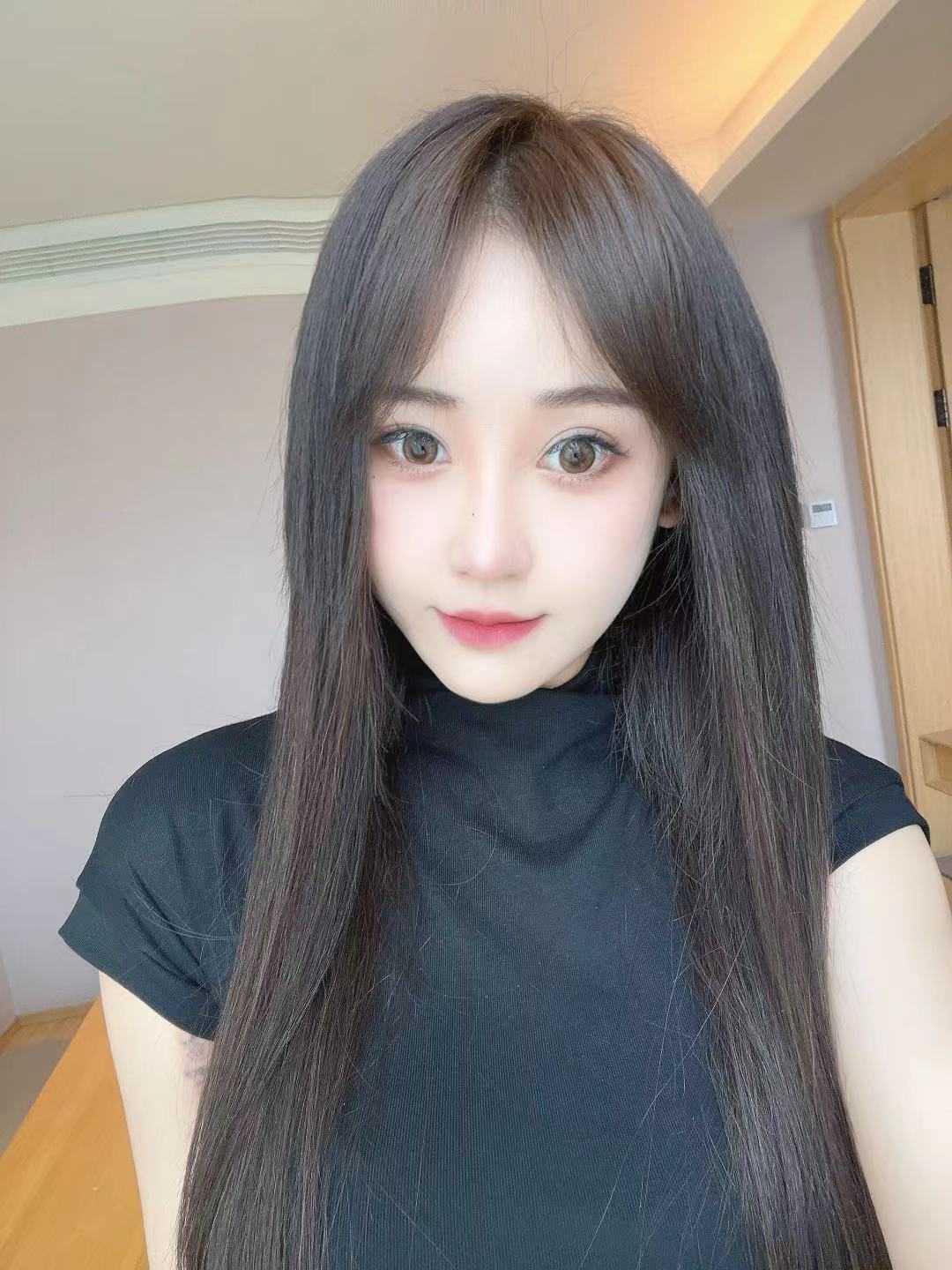 搂着腰干她的时候真是舒服，值得体验。