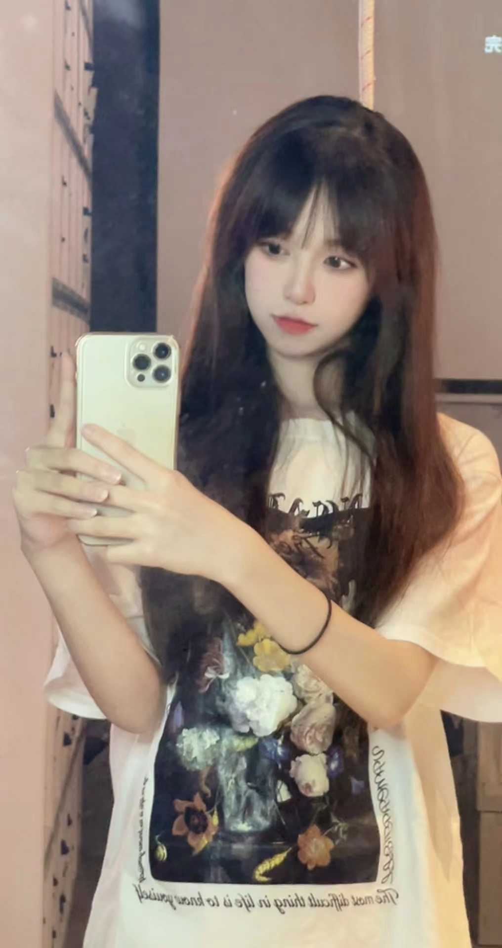 各方面都超级满意的年轻妹妹