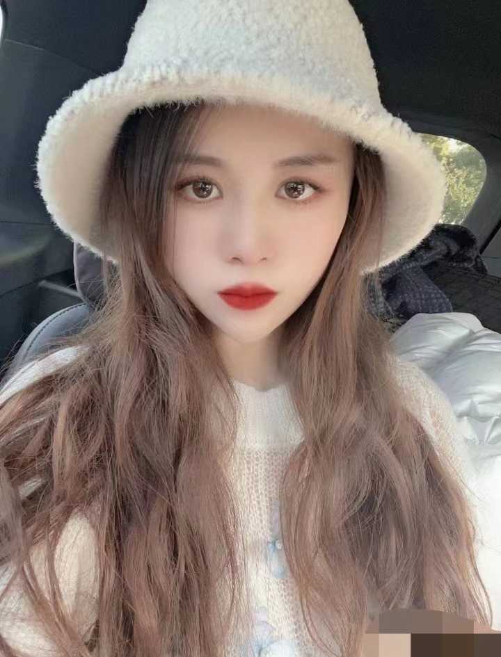 气质有味道的风韵少妇