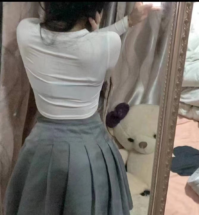 久久不能忘怀的兼职学生妹