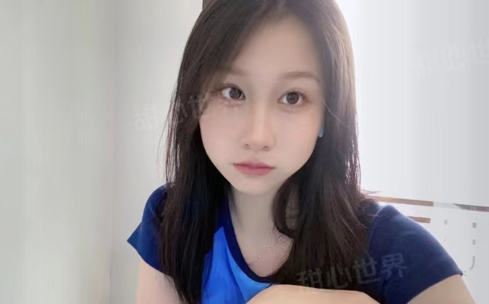 外表斯文性欲旺盛，骑乘位打桩机