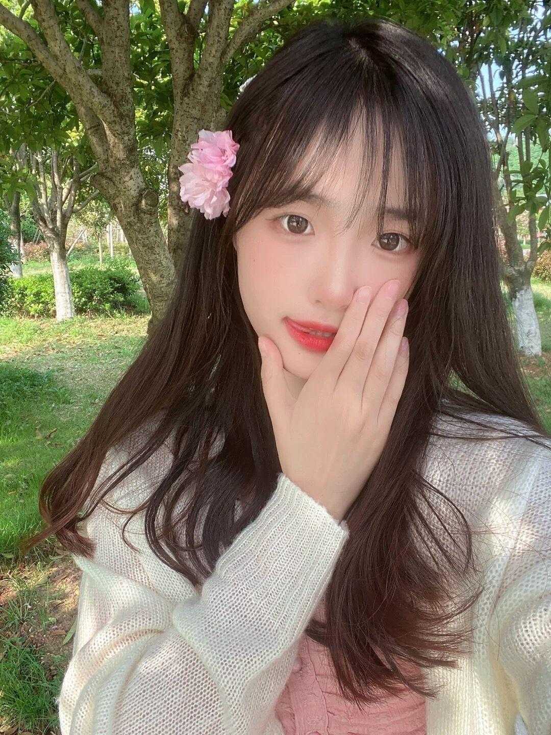 高挑长腿妹可以吞金