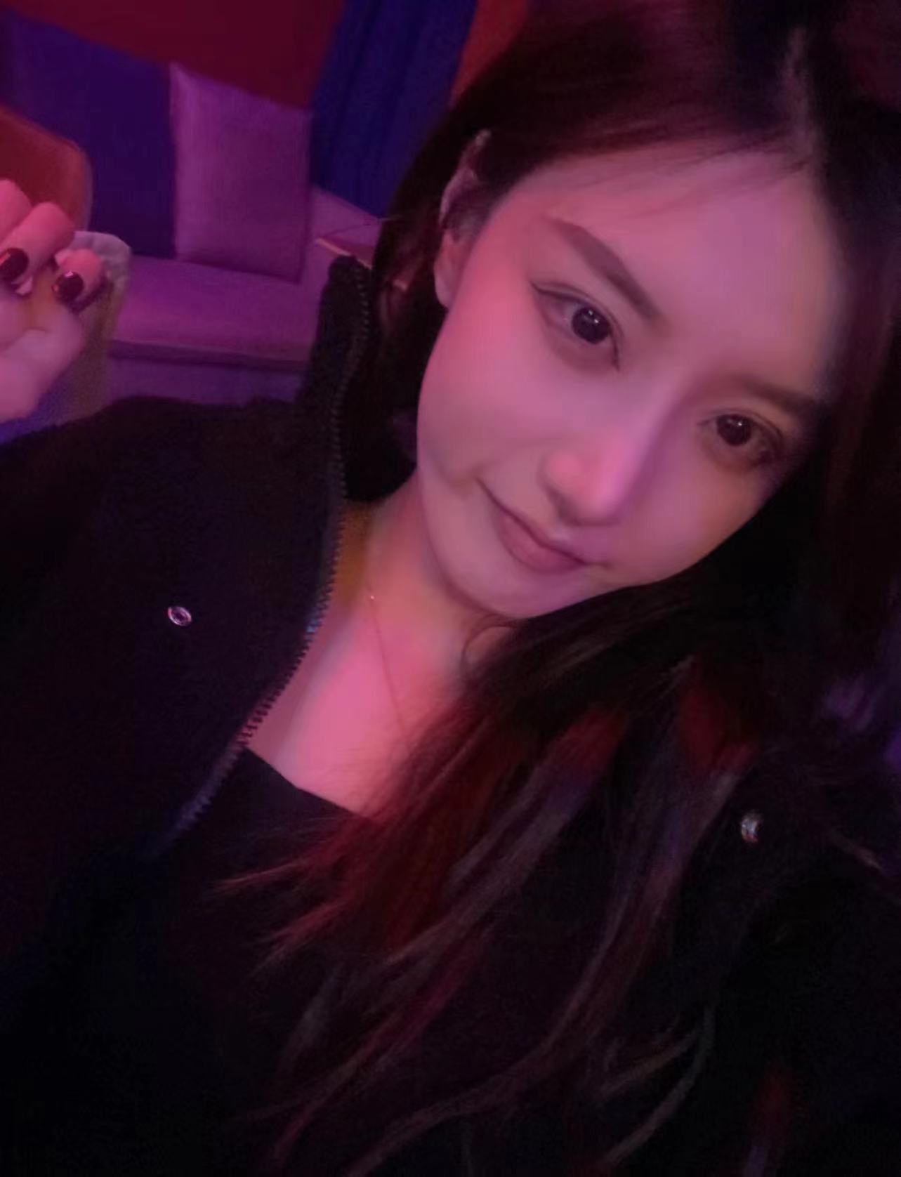 紧抱着快速抽插，体验真的很不错