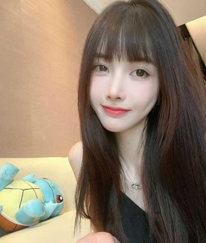 身材颜值超级棒的妹子