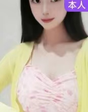 很诱人的大奶妹子