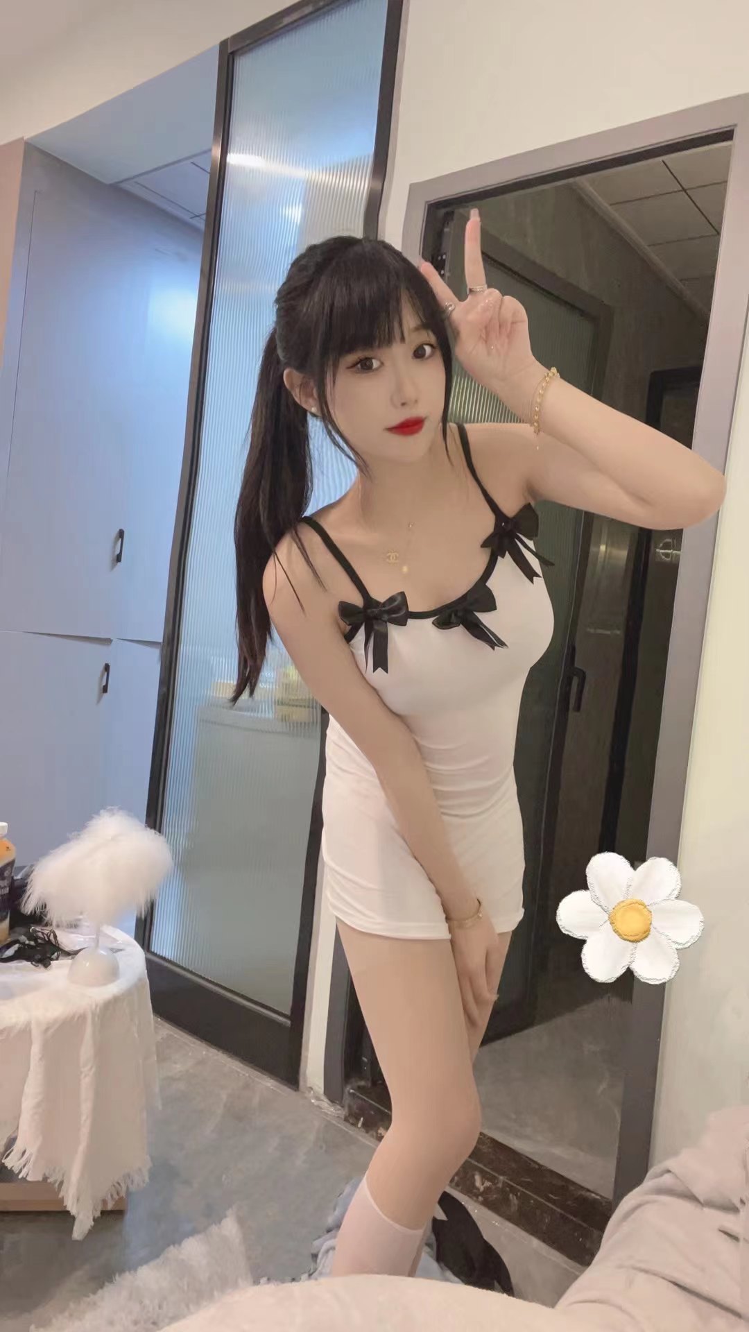 高质量嫩模妹子热情不催客