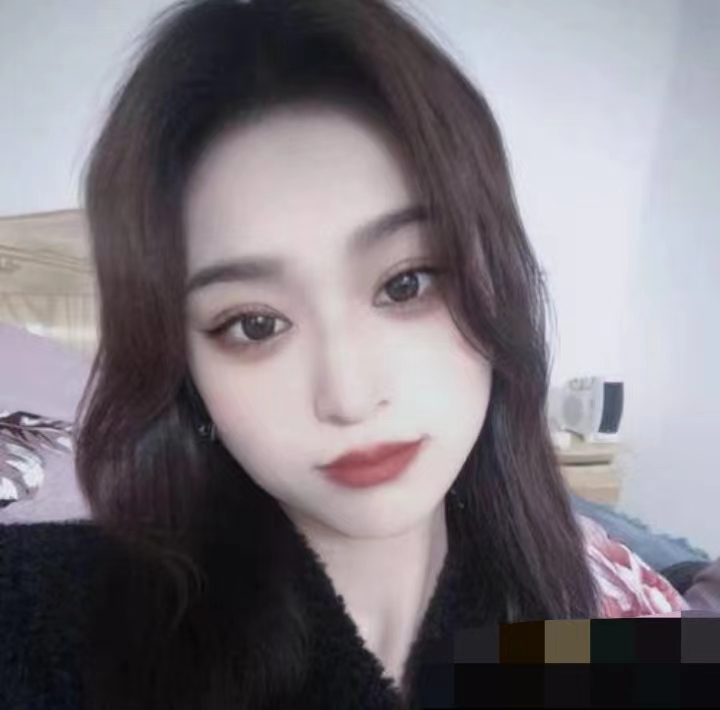 乖巧懂事，玩的很开