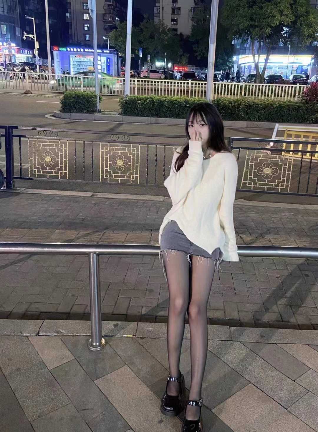 前凸后翘，绝对值