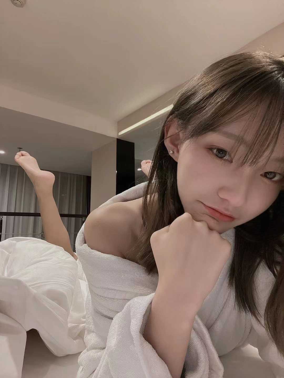 分享江汉区漂亮妹子