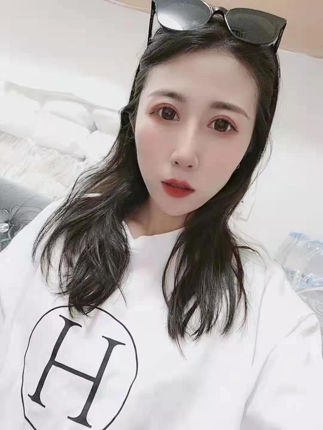 前凸后翘，会跳舞 ，不错