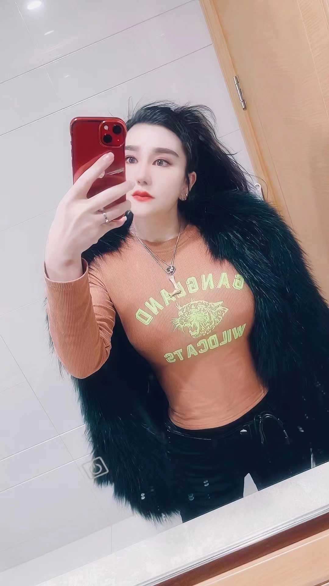 KH一流，身材火辣