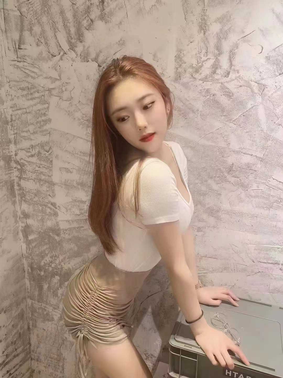 她的服务意识非常棒,一点都不机车