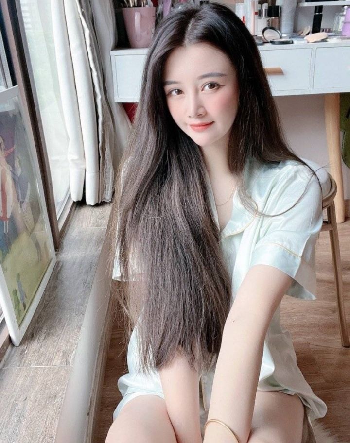 南京鼓楼黑丝美腿极品小姐姐