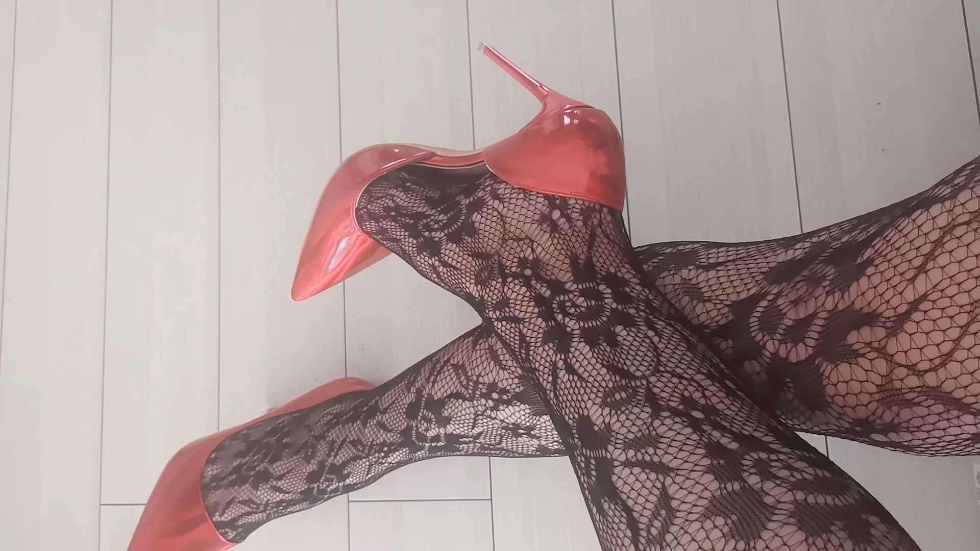 微笑女神健身马甲线拿捏得很好温柔懂事